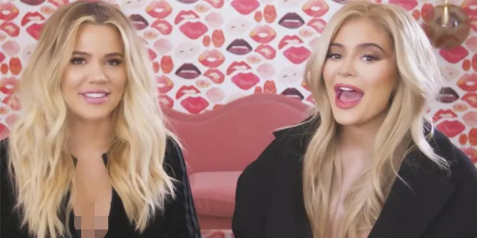 Khloe Kardashian &#38; Kylie Jenner Sempat Photoshoot Kehamilan Bareng