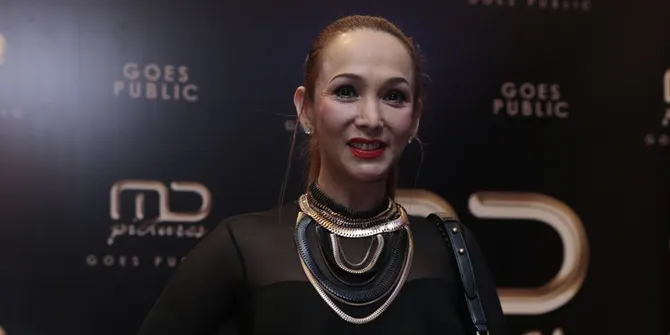 Kiki Fatmala Sebelum Isu Pindah Agama, Perseteruan Keluarga - Pensiun Jadi Artis