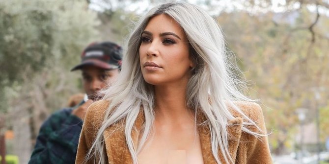 Kim Kardashian Unggah Foto Terbaru Chicago West, Cantik Banget!