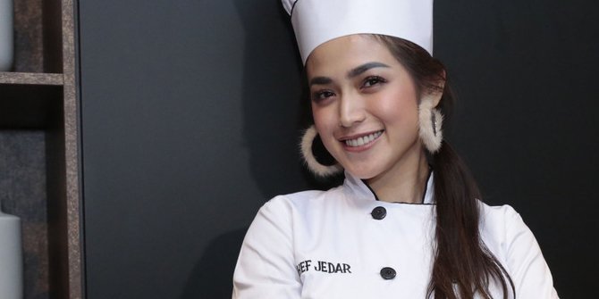 Kini Tayang Dini Hari, Jessica Iskandar Bantah Pesbukers Akan 'Bungkus'