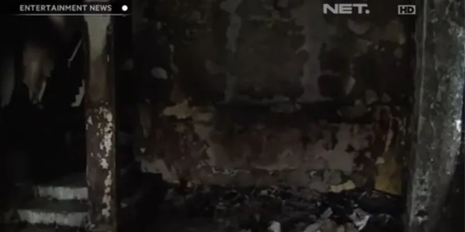 Kini Tinggal di Rumah Mewah, Begini Kronologi dan Potret Kebakaran Rumah Umi Pipik Dahulu