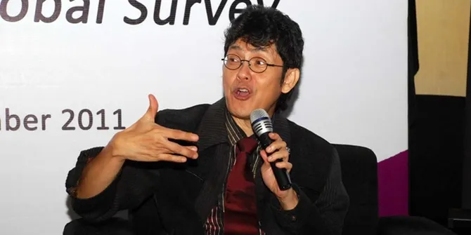 Kocak, Saat Dokter Boyke Stand Up Curhat Disamain Dengan Mak Erot