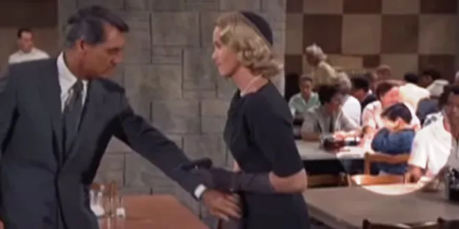 Kompilasi Kesalahan Konyol Film-Film Top Dunia