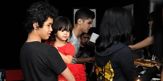Korban Kecelakaan Maut Tol Jagorawi Belum Dijenguk 