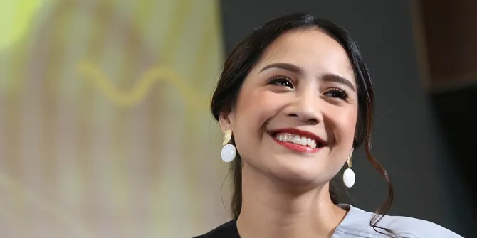 Kucing Baru Nagita Slavina, Harga Puluhan Juta - Punya Paspor, Akta dan ada Microchipnya