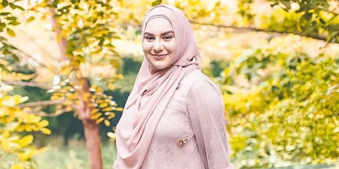 Lakukan Test SWAB Menjelang Lahiran, Irish Bela Jaga-Jaga Kalau Proses Persalinan Dipercepat