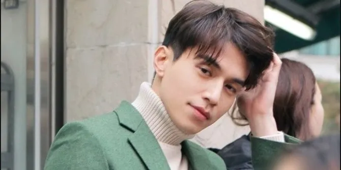 Lee Dong Wook Punya Kebiasaan Unik yang Bikin Dirinya Terlihat Begitu Unyu &#38; Menggemaskan!