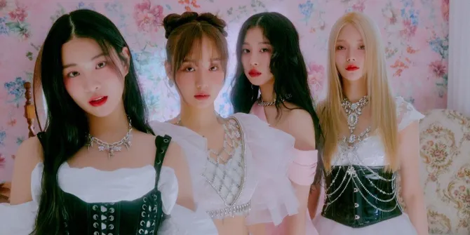 Lirik Lagu Lovin' Me - FIFTY FIFTY, Ketika Jatuh Cinta Semua Tentang Dia