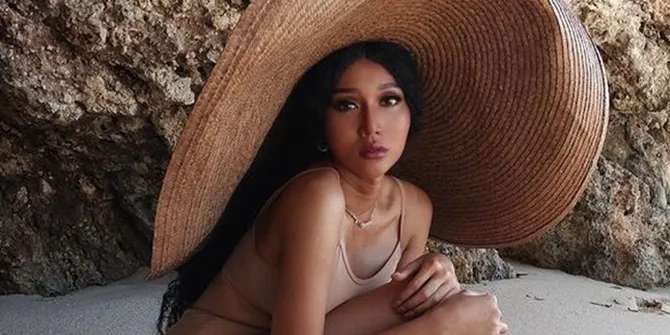 Lucinta Luna Diduga Terinfeksi Covid-19, Tak Bisa Mencium Bau - Kini Jalani Isoman