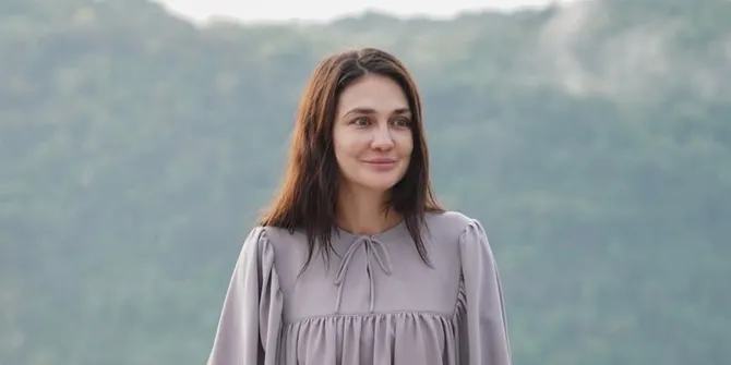 Luna Maya Bagikan Potret BTS Film SUKMA, Syuting Beneran di Gua - Lakukan Adegan Jatuh Tanpa Stuntman