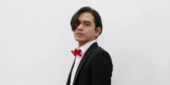 Makin Dewasa dan Tampan, #FajarKesukaanTante Bikin Salting di Sinetron 'BUKU HARIAN SEORANG ISTRI'