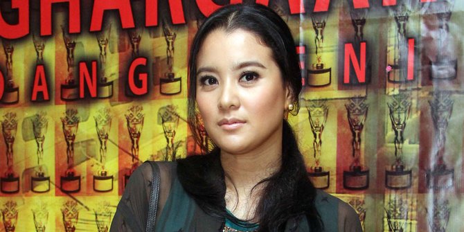 'MANTAN TERINDAH' Jadi Karya Terbaru Marcella Zalianty 