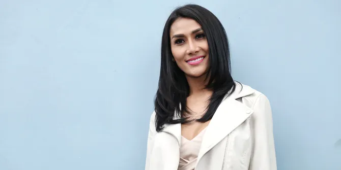 Marah Karena Dituduh Ngehack Instagram Mimi Peri, Melly Bradley: Gue Gaptek!