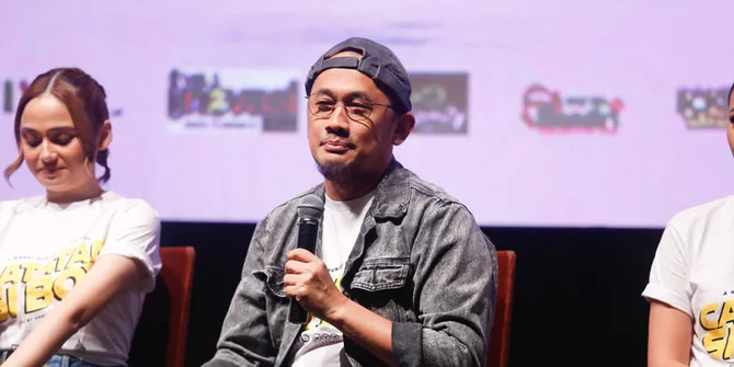 Me-remake Film Legendaris 'CATATAN SI BOY', Hanung Bramantyo Bentrok dengan Manoj Punjabi Karena Ini...