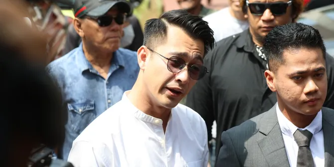 Mediasi Dinyatakan Berhasil Sebagian, Eza Gionino dan Meiza Aulia Tetap Lanjutkan Proses Cerai