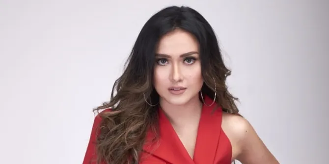 Meggy Diaz Jatuh Cinta Pada Single Terbarunya yang Bertajuk 'Goodbye', Yakin Bisa Booming