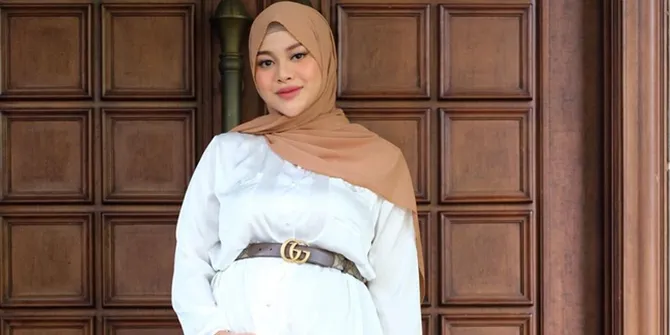Meski Usia Kandungannya Masih 4 Bulan, Aurel Hermansyah Ingin Namai Anaknya dengan Inisial A