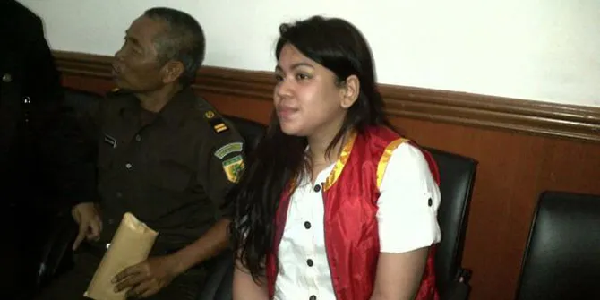 Model Vanny Rossyane Minta Direhabilitasi - KapanLagi.com