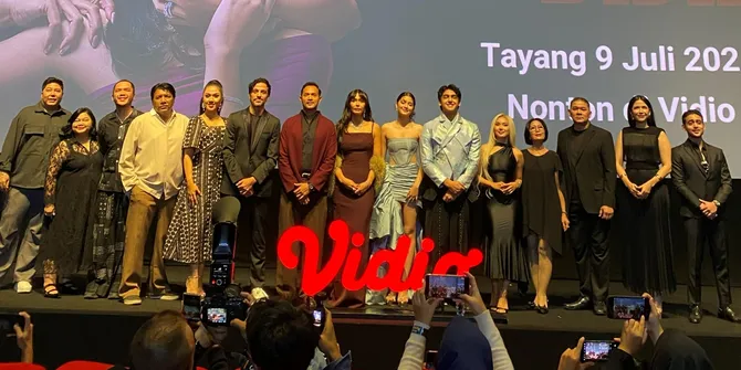 Movieverse Review Film MANIS DI BIBIR
