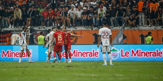 Musim Baru, Semangat Baru! Le Minerale Jadi Official Mineral Water Broadcast Partner Super League 2025/2026