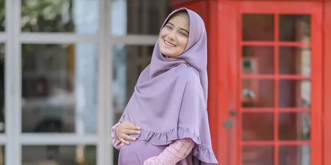 Nadya Mustika Melahirkan Sekaligus Positif Covid-19, Bayinya Dipastikan Negatif