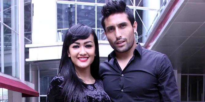 Natal, Jupe Kado Gaston Mobil Senilai Rp 635 Juta