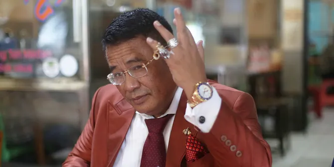 Nikita Mirzani Ngamuk, Begini Penjelasan Hotman Paris