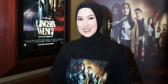 Ochi Rosdiana Cium Bau Darah hingga Asisten Kesurupan saat Syuting LINGSIR WENGI