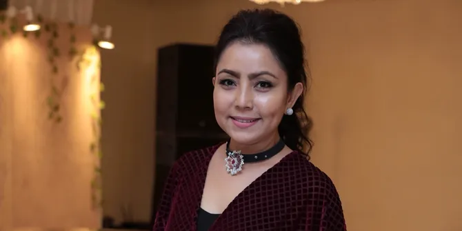 Ogah Pamer Harga Outfit, Mayangsari: Cantik Itu Nggak Harus Mahal