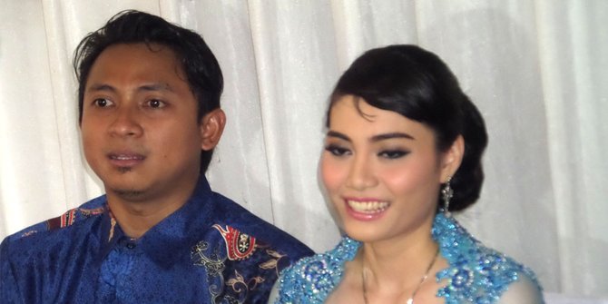 Ogah Pisah, Aden Bajaj Minta Calon Istri Berhenti Kerja