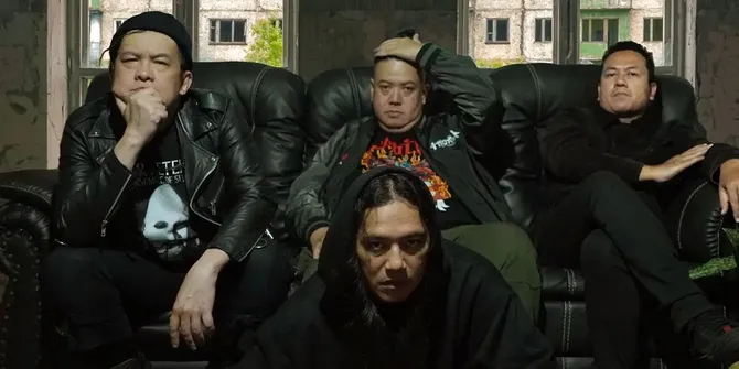 Otong KOIL Bicara Politik di Panggung Pestapora: Kalian Akan Pilih Siapa Guys Presiden?