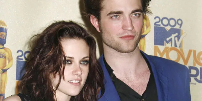 Pattinson Bakal Hadiri Red Carpet Untuk Selamatkan Kristen Stewart