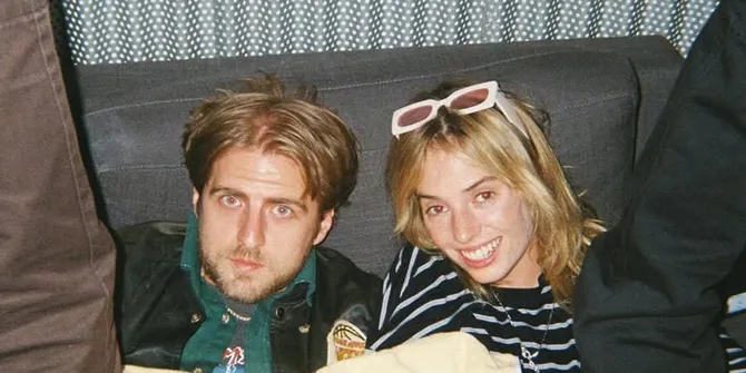 Pemeran STRANGER THINGS, Maya Hawke Menikah Saat Hari Valentine