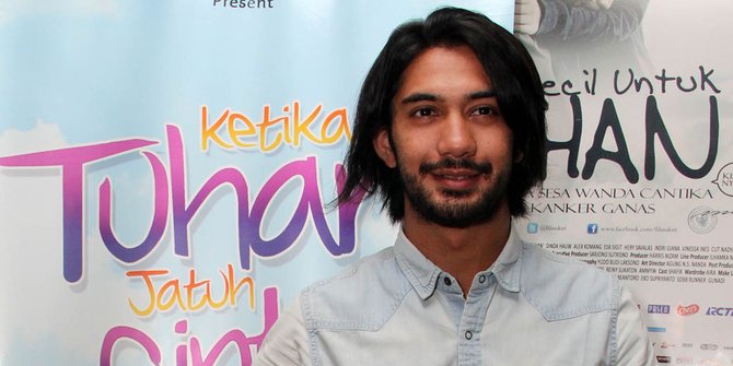 Peran Gaya Rambut Buat Reza Rahadian - KapanLagi.com