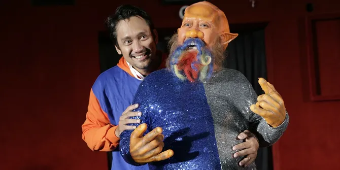 Perankan Alien di 'GILA LU NDRO!', Indro Warkop Tersiksa Pakai Make Up Prostetik