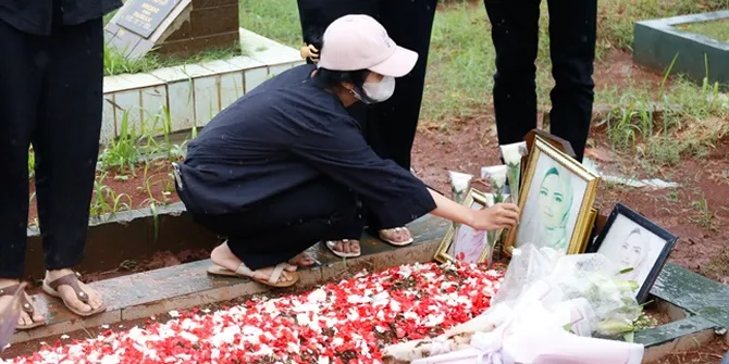 Perizinan Sudah Diurus, Makam Vanessa Angel Bakal Dipindahkan Usai Acara 100 Harian