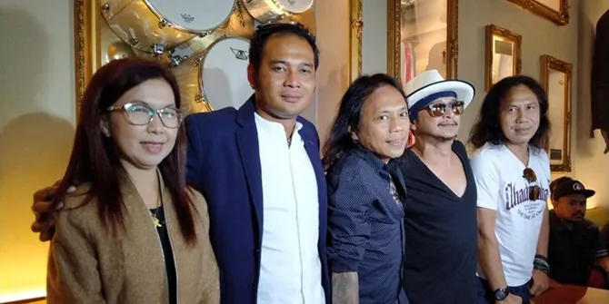 Personel /Rif dan Powerslaves Bersatu Bawakan Lagu-Lagu Rock Tahun 80-an