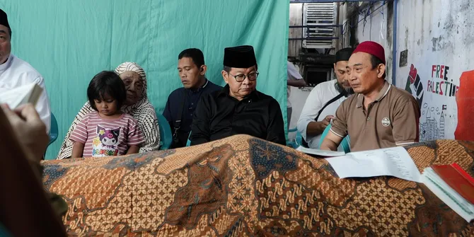 Pramono Anung Takziyah ke Ojol Meninggal Setelah Dilindas Rantis Brimob
