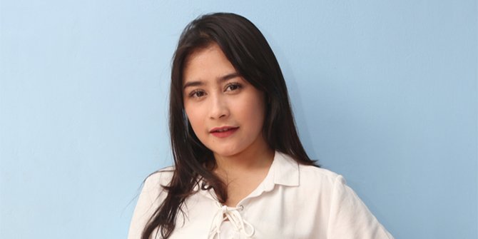 Prilly Latuconsina Sukses Redakan Amarah Teman Hantu 