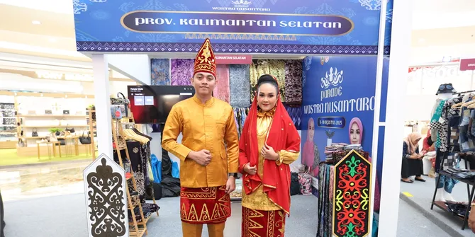 Promosikan Keunikan Daerah, Booth UMKM Lokal Kalimantan Selatan Curi Perhatian di Parade Wastra Nusantara 2025