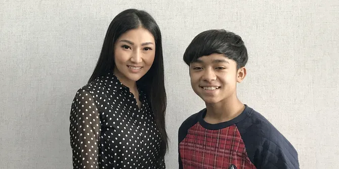 Pulang Sekolah, Betrand Peto Ikut Bunda Sarwendah Perawatan