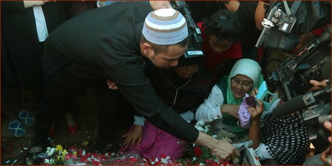  Pulang  Umrah Lebih Awal Raffi  Ahmad  Langsung ke  Makam 