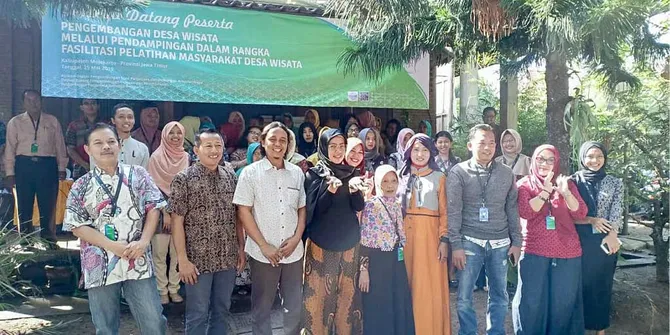 Punya Potensi Luar Biasa, Kemenpar Dorong Sukabumi dan Mojokerto Jadi Desa Wisata