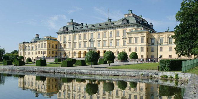 Queen Silvia Dari Swedia Ungkap Istana Megahnya Berhantu