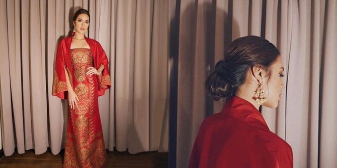 Raisa Tampil Menawan Dalam Balutan Dress Batik di Resepsi Kahiyang Dan Bobby