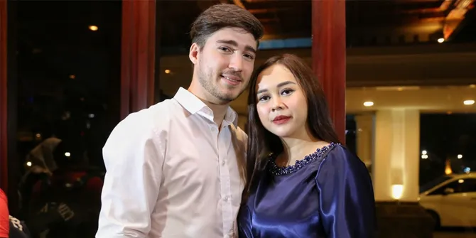 Rajin Puasa di Bulan Ramadan, Suami Aura Kasih Cuma Bolong 1 Hari