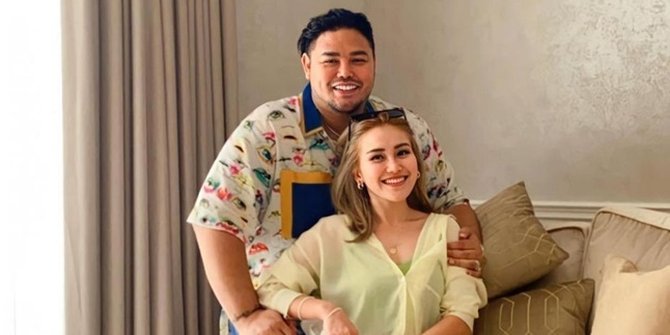 Ramai Diisukan Sudah Menikah Siri Ayu Ting Ting Dan Ivan Gunawan Beri Klarifikasi KapanLagi Com