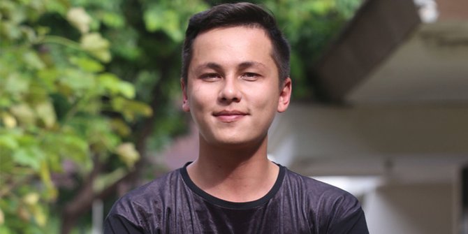 Rayakan Anniversary Ke-4, Andhika Pratama Makin Mesra Kepada Ussy