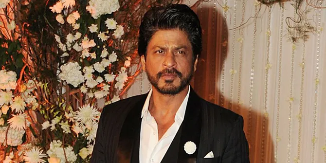 Rayakan Kelulusan SMA, Aryan Khan Tampil Seganteng Shahrukh Khan