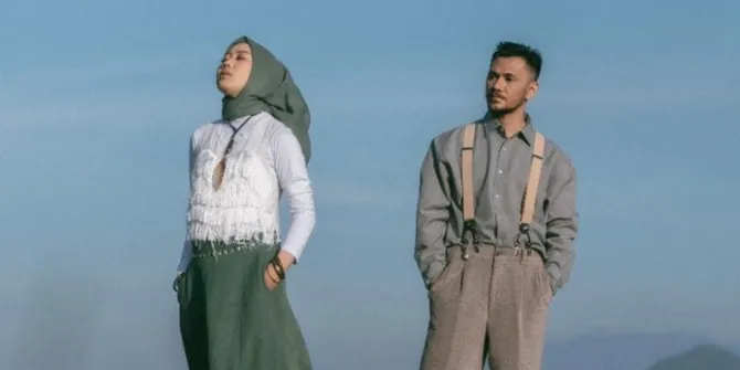 Relate Dengan Sandwich Generation, Ruang Senja Rilis Single 'Jangan Jadikanku Seluruh Duniamu'
